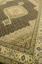 Afbeelding in Gallery-weergave laden, Tabriz India
