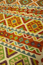 Afbeelding in Gallery-weergave laden, Kelim Afghaan
